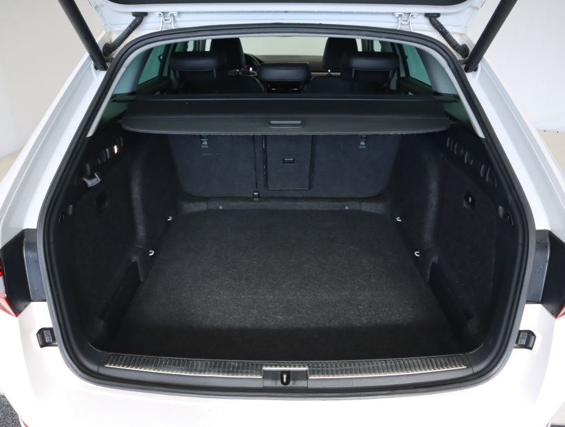 Škoda Superb, 2019