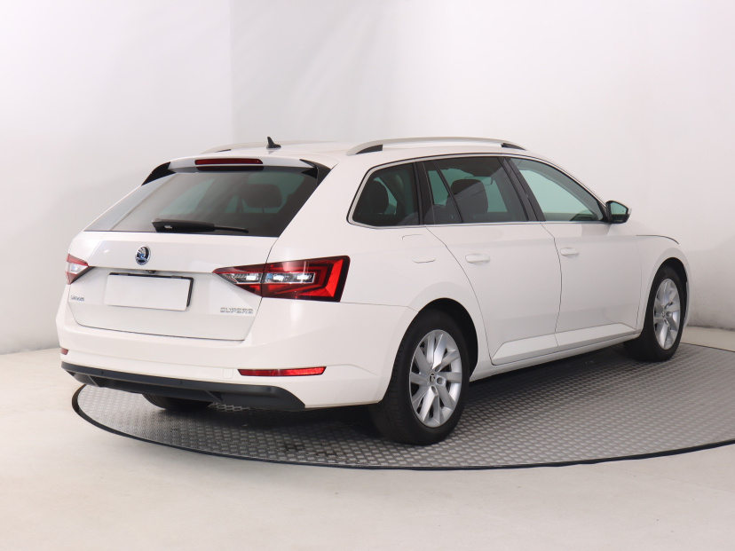 Škoda Superb, 2019