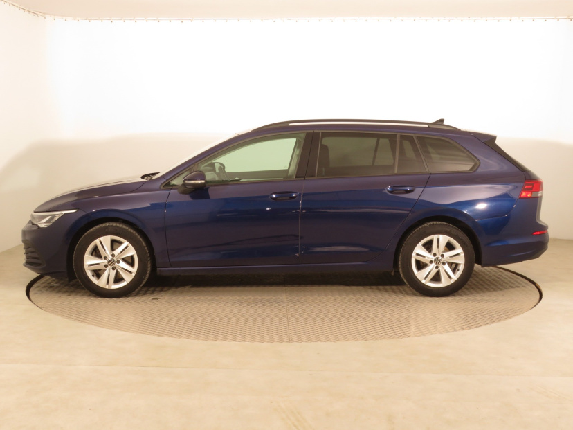 Volkswagen Golf, 2021