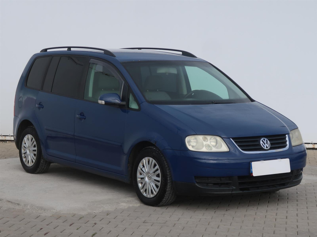 Volkswagen Touran, 2003