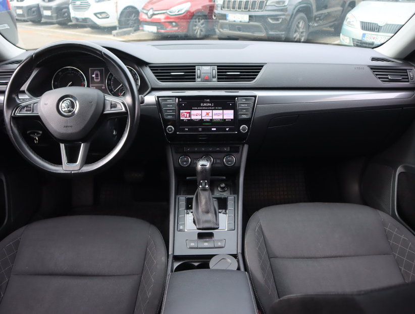 Škoda Superb, 2017
