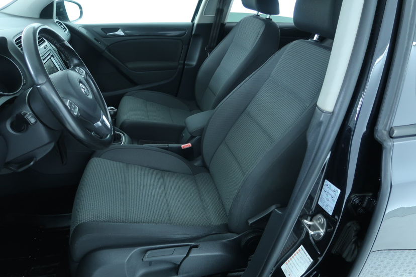Volkswagen Golf, 2012