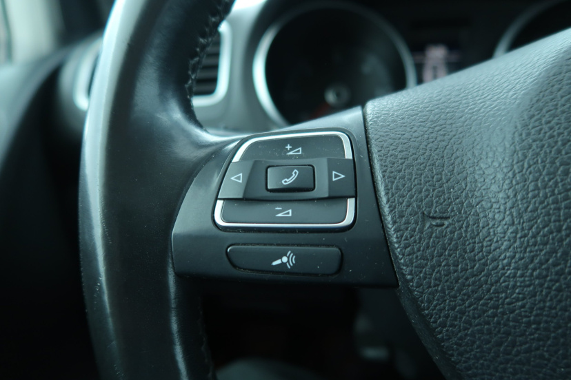 Volkswagen Golf, 2012