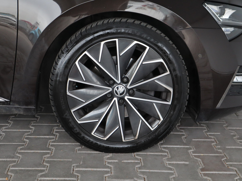 Škoda Superb, 2020