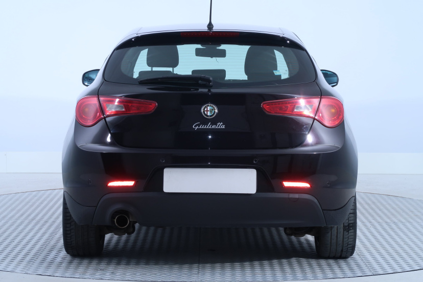 Alfa Romeo Giulietta, 2011