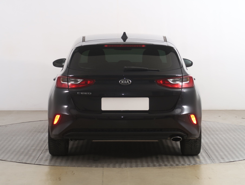 Kia Ceed, 2021