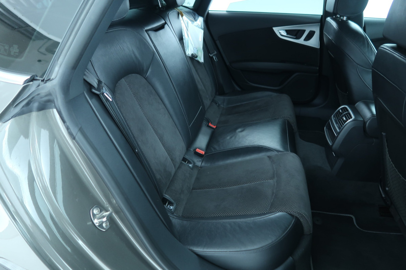 Audi A7, 2012