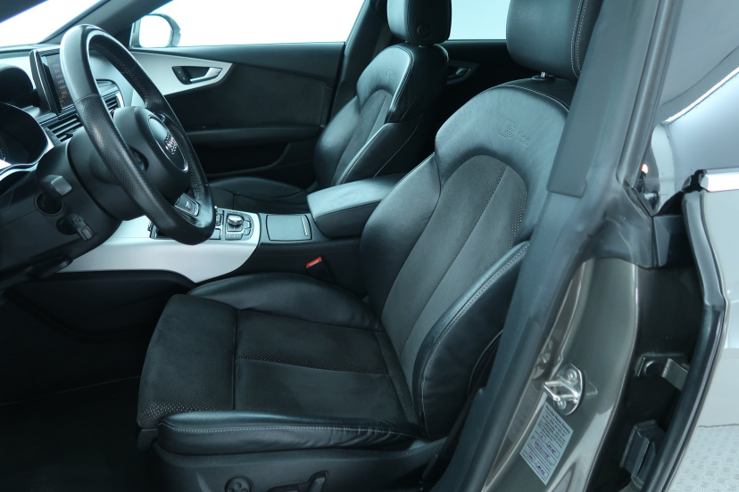 Audi A7, 2012