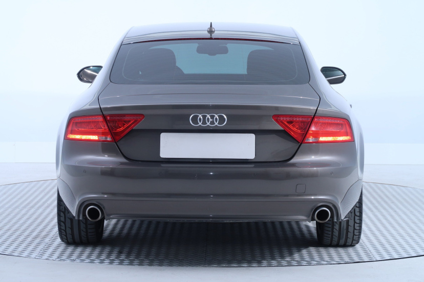 Audi A7, 2012