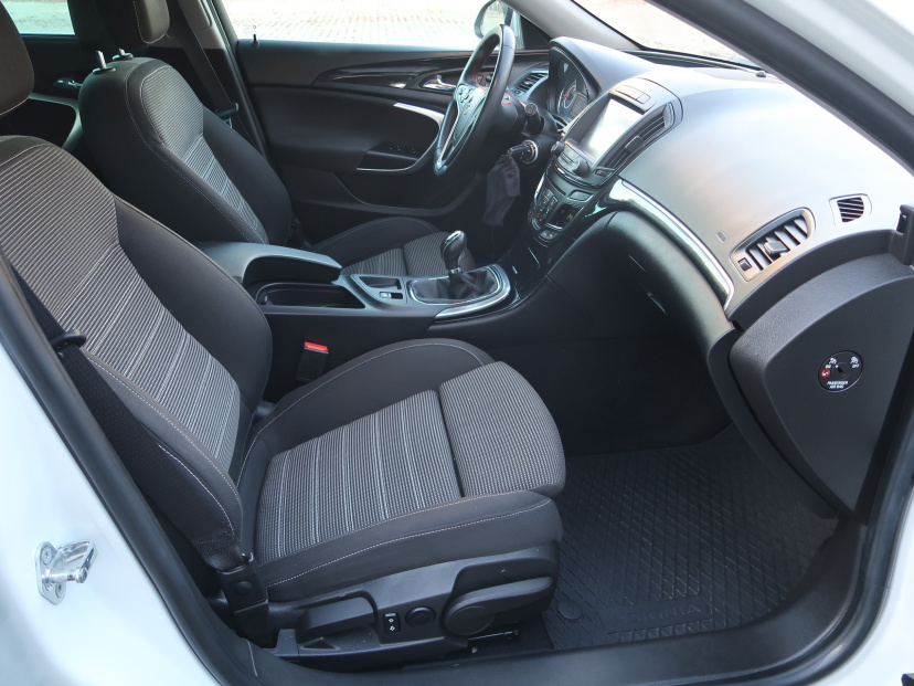 Opel Insignia, 2016