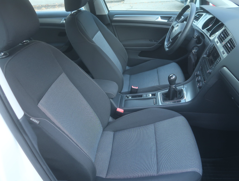 Volkswagen Golf, 2013