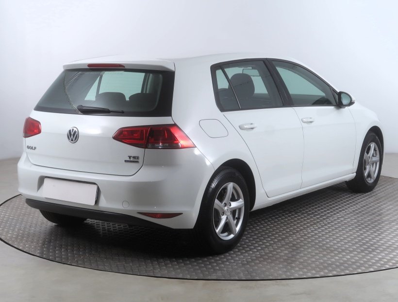 Volkswagen Golf, 2013