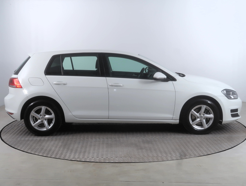 Volkswagen Golf, 2013