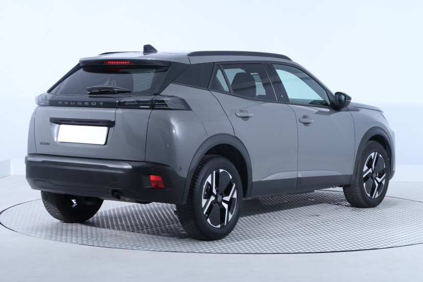 Peugeot 2008, 2024