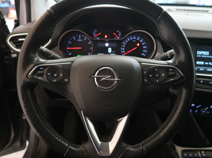 Opel Crossland, 2022
