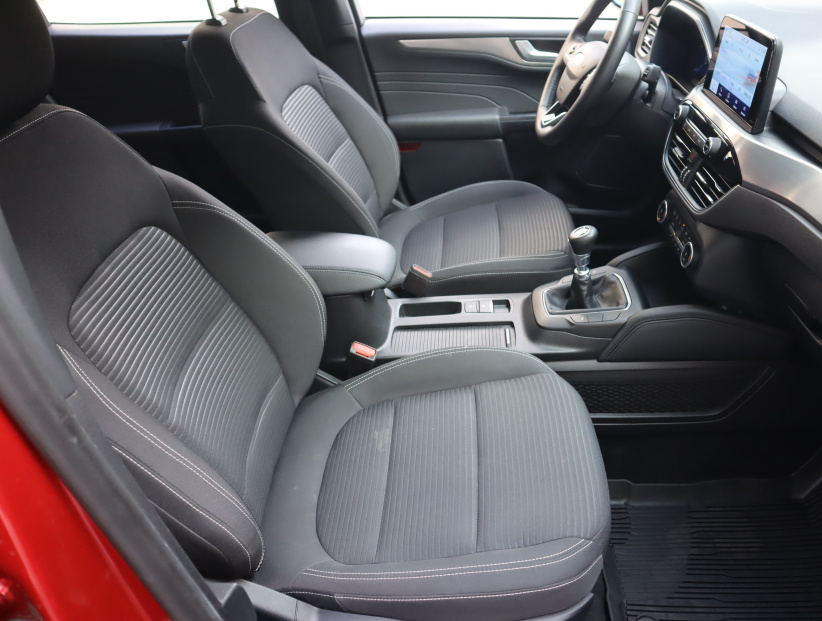 Ford Kuga, 2024