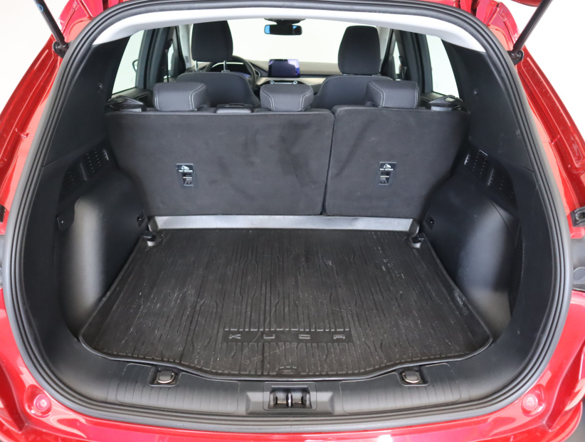 Ford Kuga, 2024