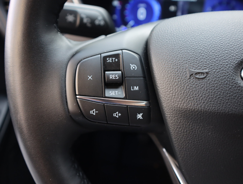 Ford Kuga, 2024