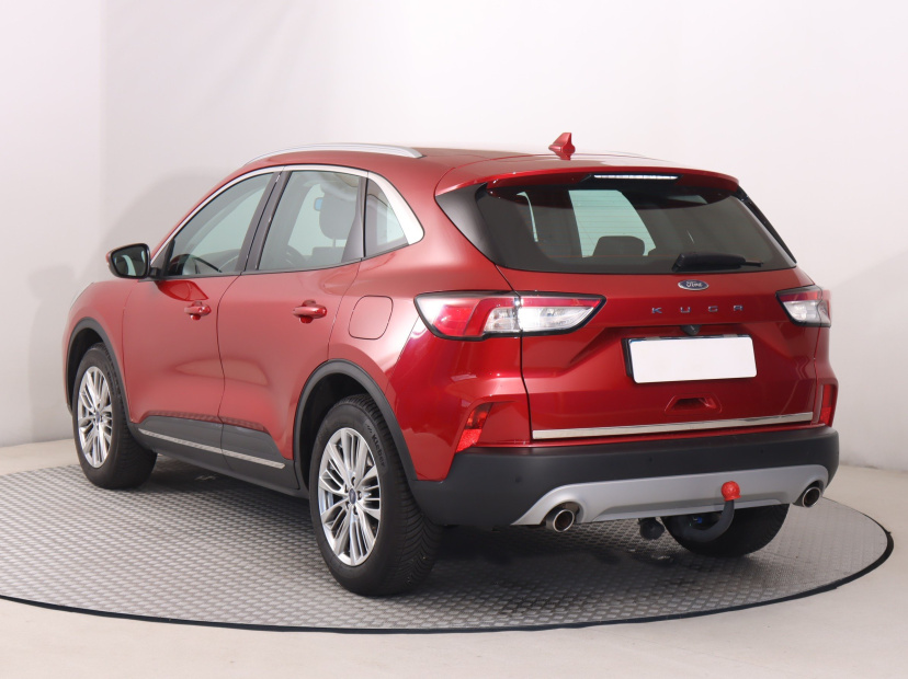 Ford Kuga, 2024