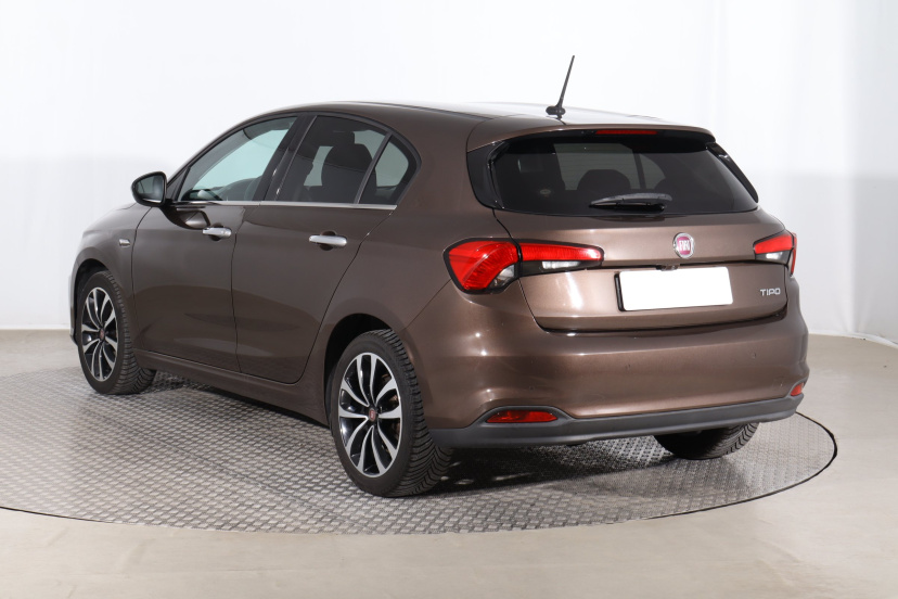 Fiat Tipo, 2016