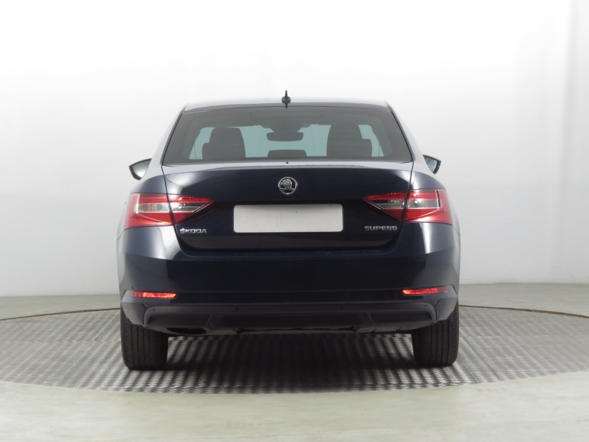 Škoda Superb, 2017