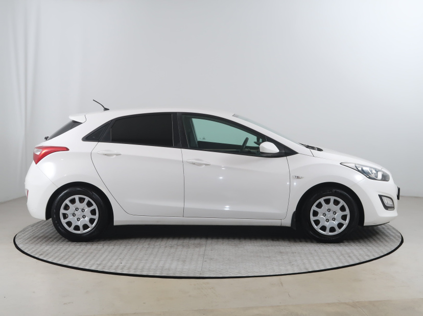 Hyundai i30, 2013