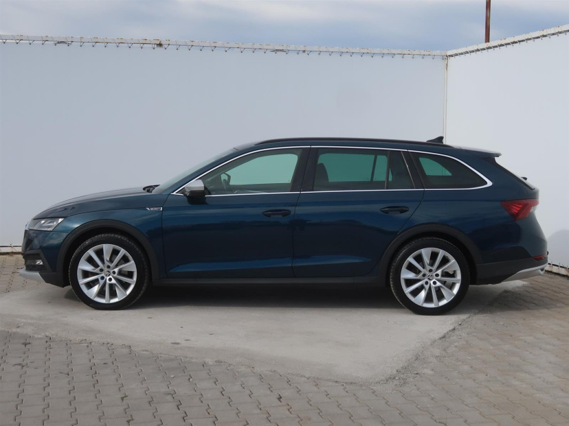 Škoda Octavia Scout, 2021