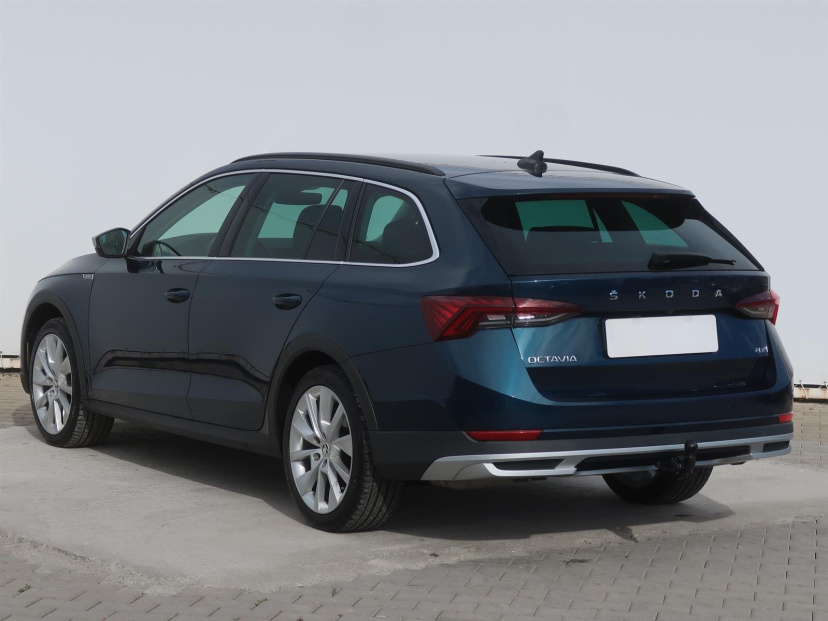 Škoda Octavia Scout, 2021