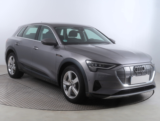 Audi e-tron 50 quattro