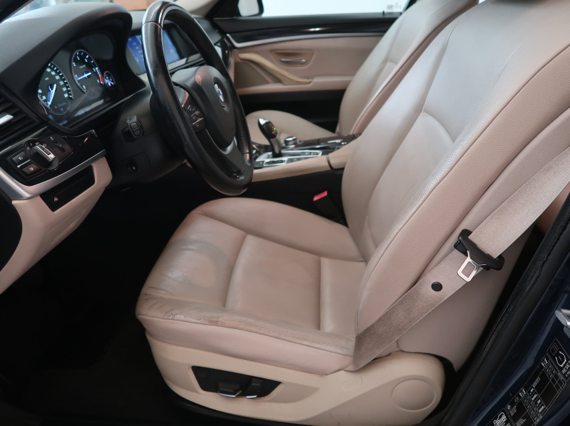 BMW 5, 2012