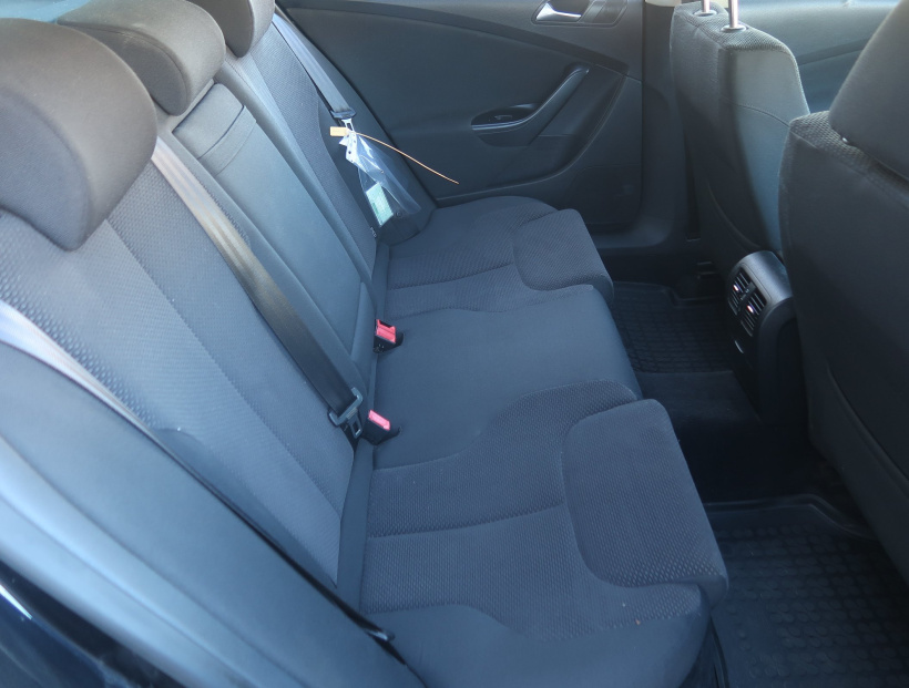 Volkswagen Passat, 2008