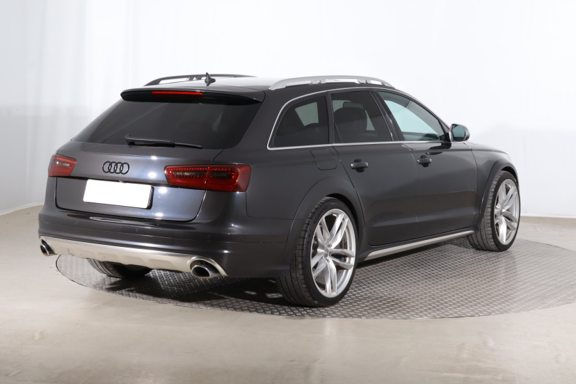 Audi A6 Allroad, 2012