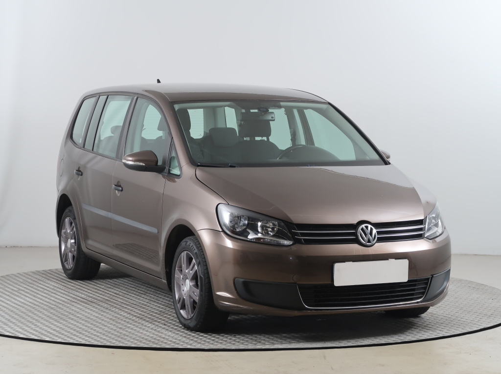 Volkswagen Touran, 2012
