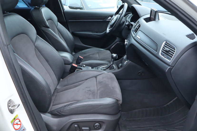 Audi Q3, 2013