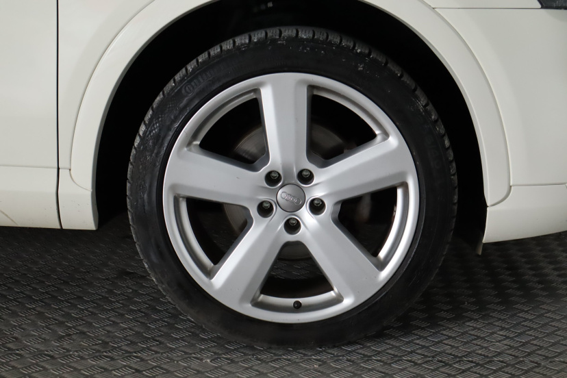 Audi Q3, 2013