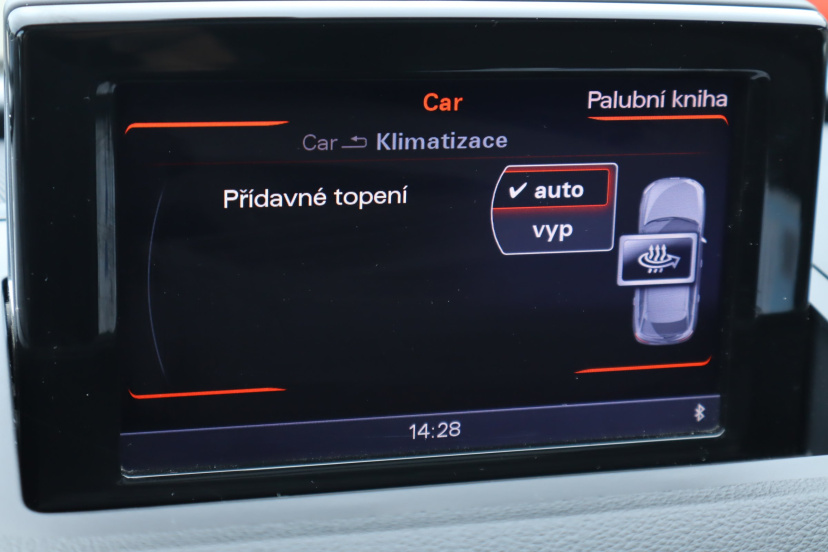 Audi Q3, 2013