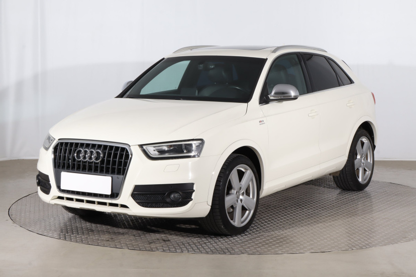 Audi Q3, 2013