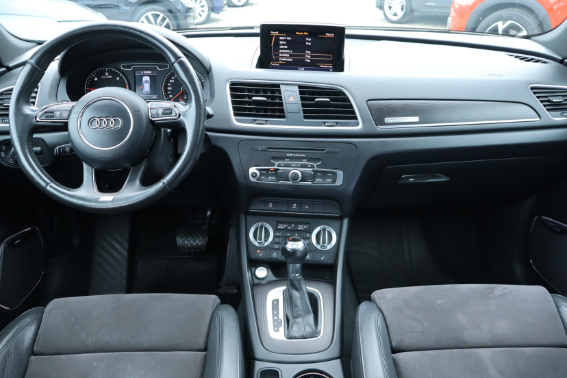 Audi Q3, 2013