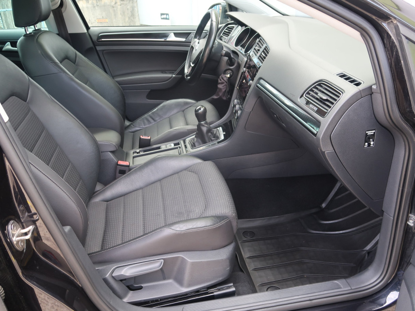 Volkswagen Golf, 2014
