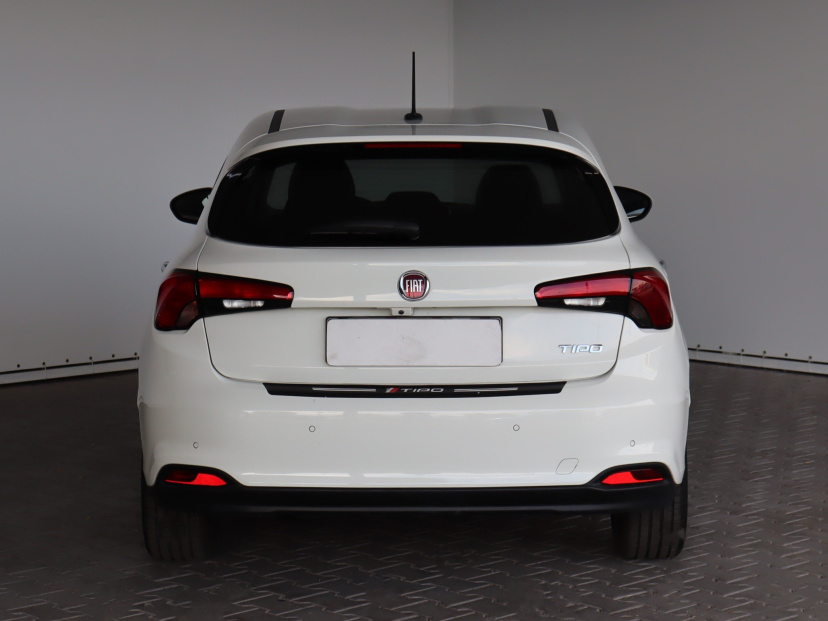 Fiat Tipo, 2017