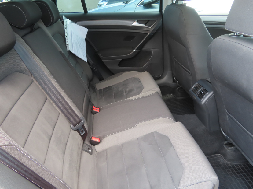 Volkswagen Golf, 2019