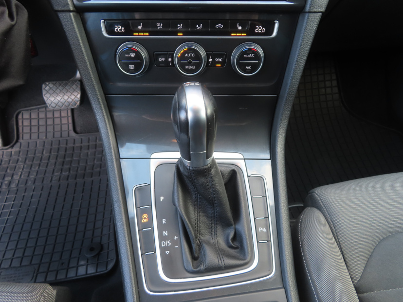 Volkswagen Golf, 2019