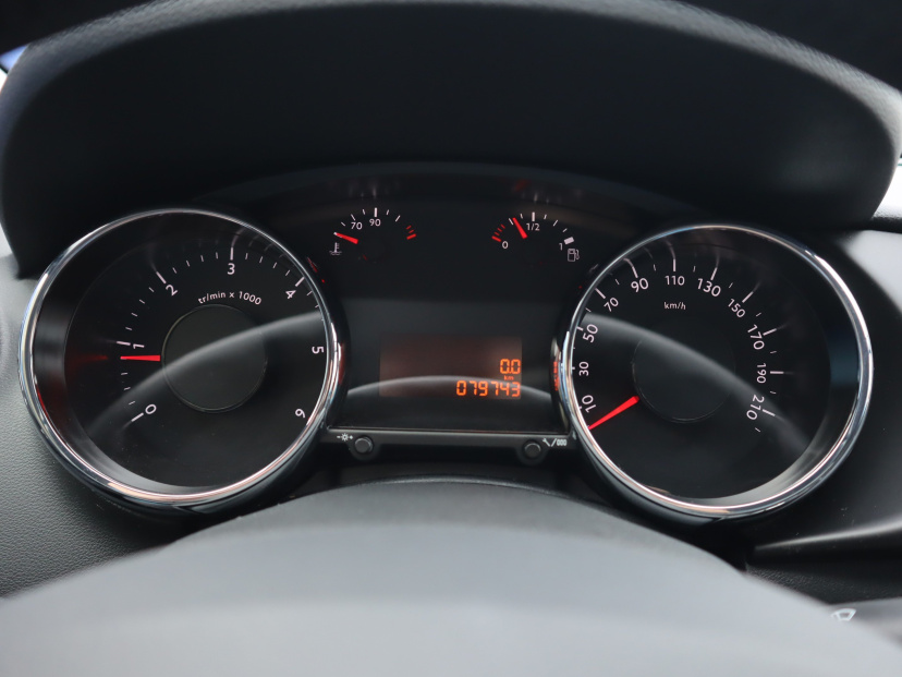 Peugeot 3008, 2015