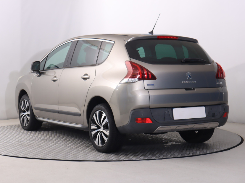 Peugeot 3008, 2015