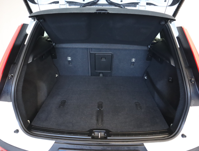 Volvo XC40, 2020
