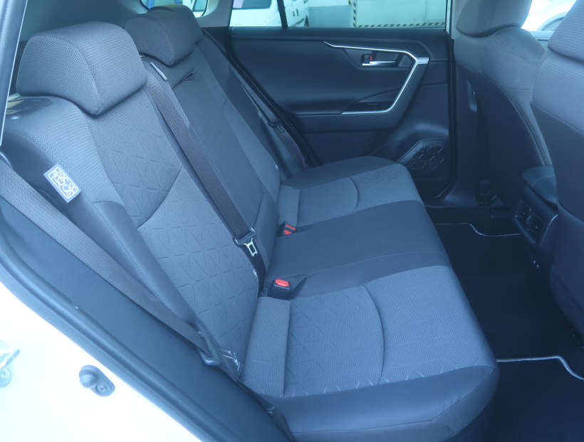 Toyota RAV 4, 2021