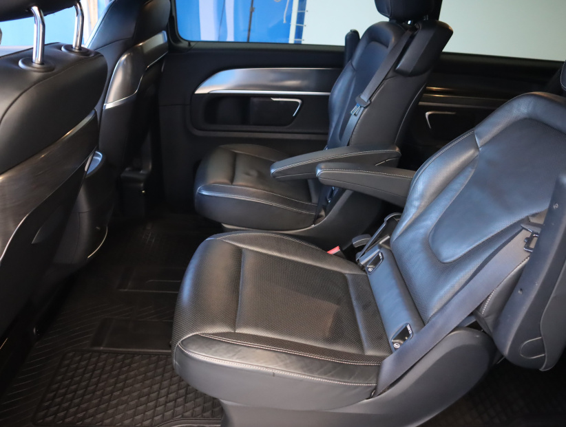 Mercedes-Benz V, 2022