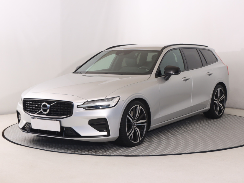 Volvo V60, 2022