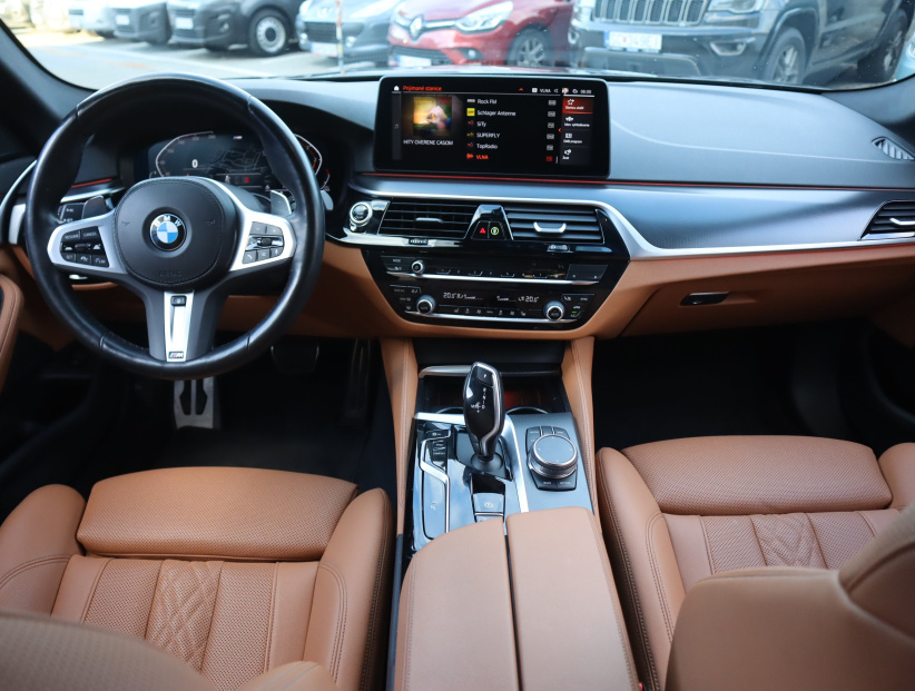 BMW 5, 2023