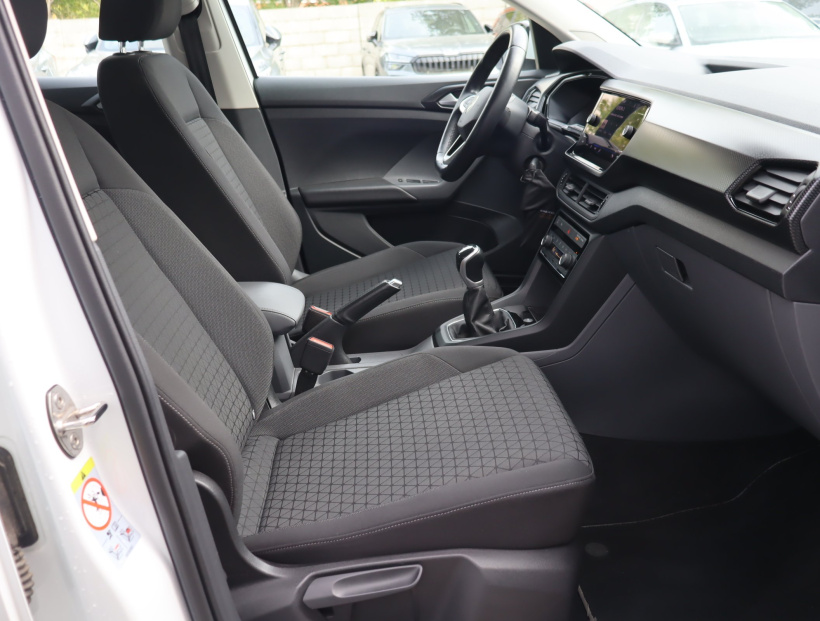 Volkswagen T-Cross, 2021